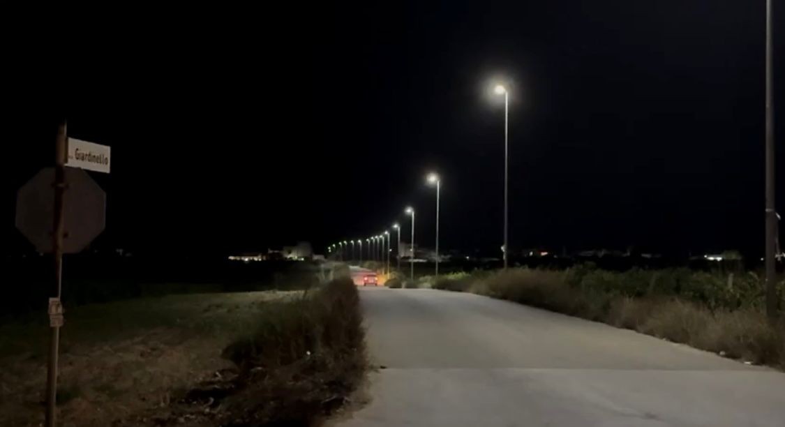 ROMANSO Solar Street Lights Illuminate Italian Streets, Garnering Praise